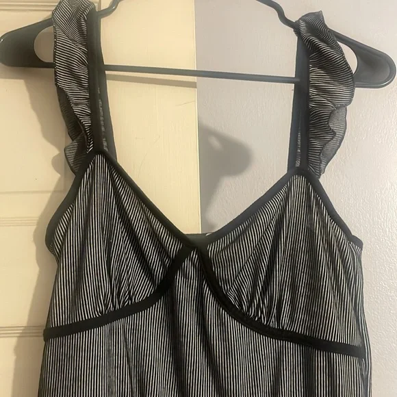 Black and white striped midi dress - Picture 2 of 3